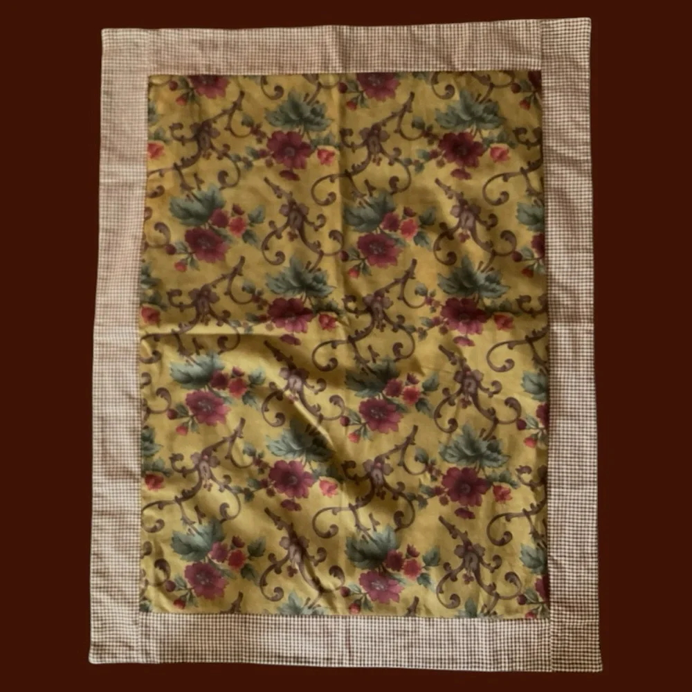 Set of 2 Pillow Shams | Rich Floral Victorian Style | Gingham Trim